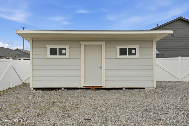 8323 W Splitrail AVE, Rathdrum, ID 83858