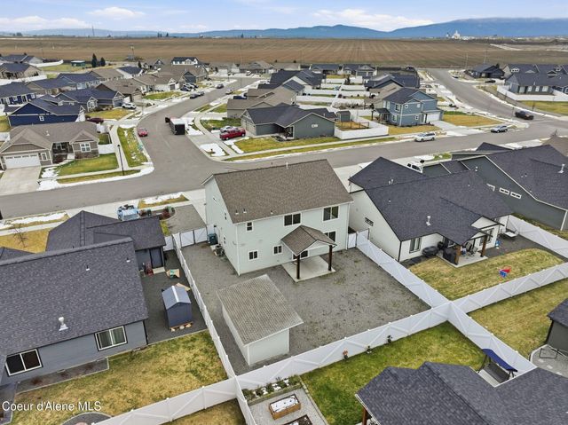 8323 W Splitrail AVE, Rathdrum, ID 83858