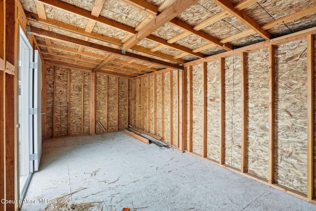 8323 W Splitrail AVE, Rathdrum, ID 83858