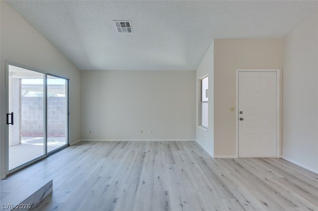 582 Searchlight Drive, Las Vegas, NV 89110
