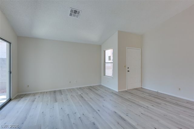 582 Searchlight Drive, Las Vegas, NV 89110