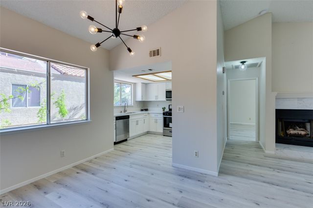 582 Searchlight Drive, Las Vegas, NV 89110