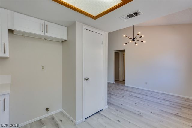 582 Searchlight Drive, Las Vegas, NV 89110