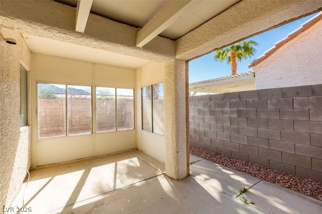 582 Searchlight Drive, Las Vegas, NV 89110