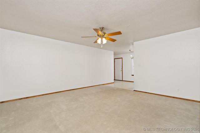 311 N 1st Street, Porum, OK 74455