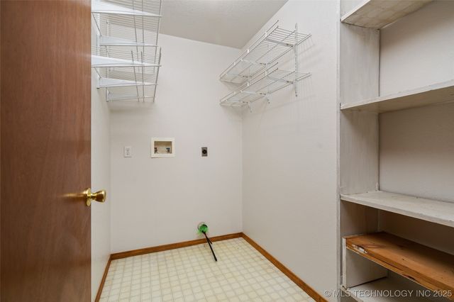 311 N 1st Street, Porum, OK 74455