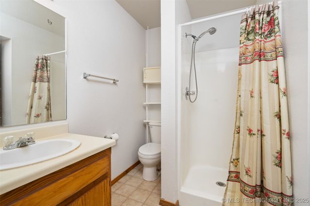 311 N 1st Street, Porum, OK 74455