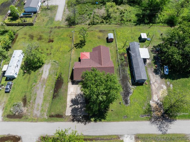 311 N 1st Street, Porum, OK 74455