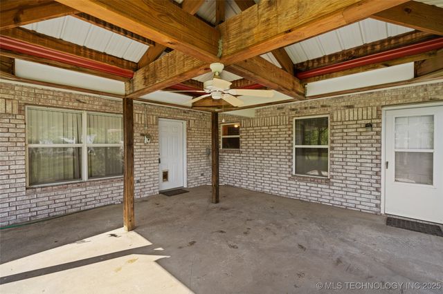 311 N 1st Street, Porum, OK 74455