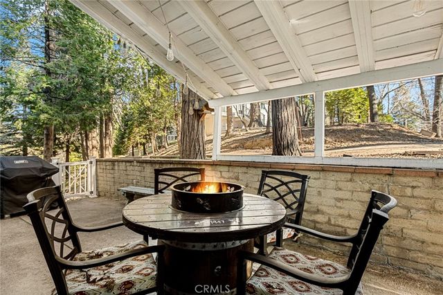 363 Mittry, Lake Arrowhead, CA 92352