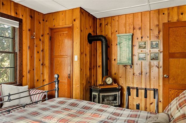 363 Mittry, Lake Arrowhead, CA 92352