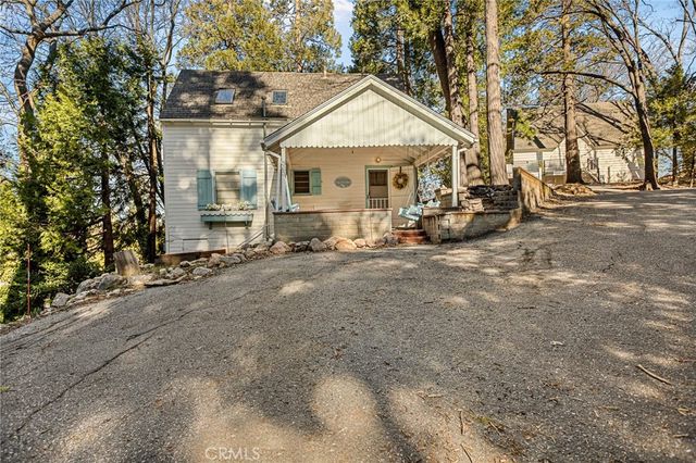 363 Mittry, Lake Arrowhead, CA 92352