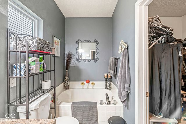 19173 Fox Chase Drive, Noblesville, IN 46062