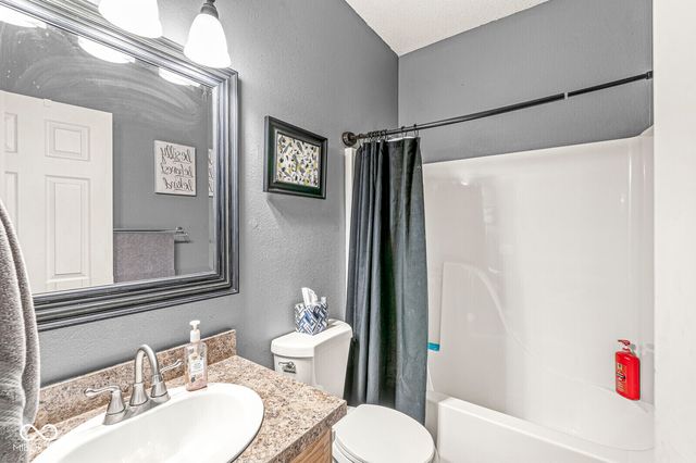 19173 Fox Chase Drive, Noblesville, IN 46062