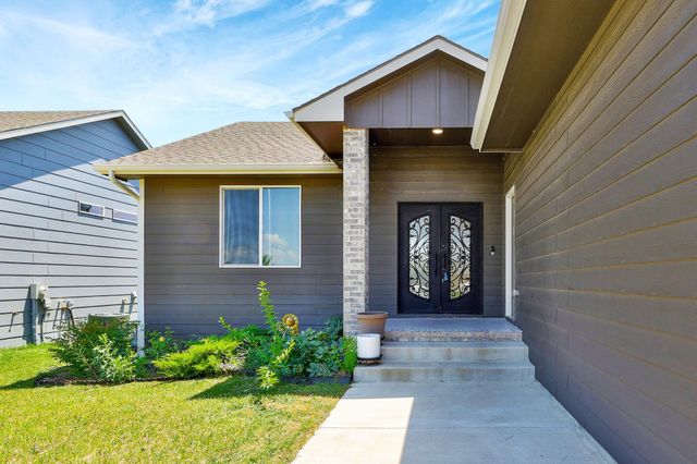 3155 E Reiss St, Park City, KS 67219