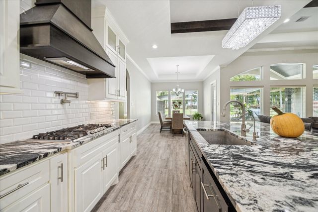 128 Road 6615, Dayton, TX 77535