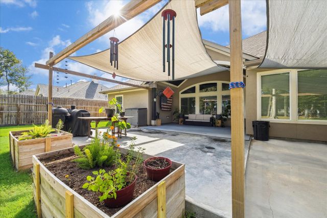 128 Road 6615, Dayton, TX 77535