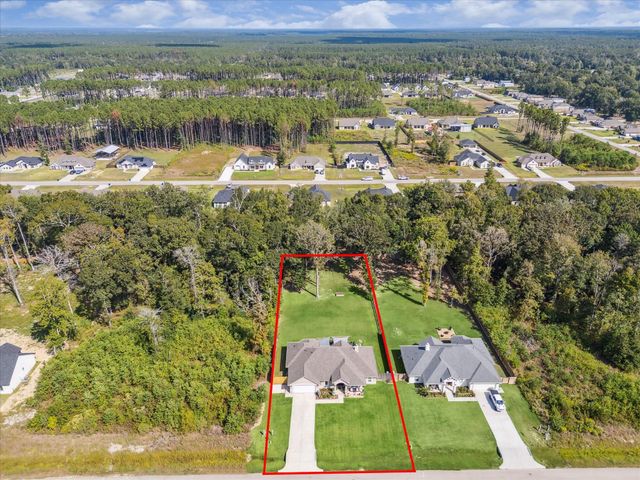 128 Road 6615, Dayton, TX 77535