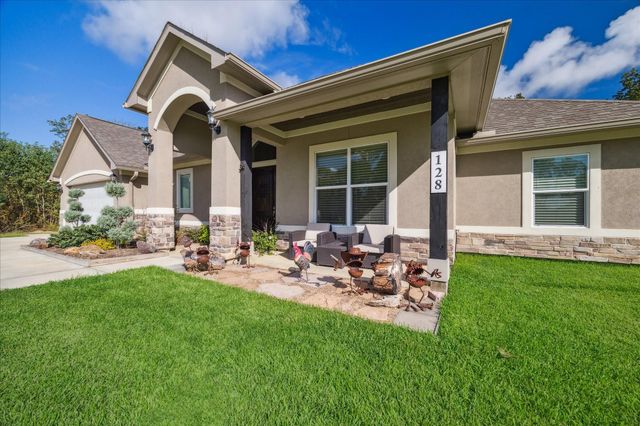 128 Road 6615, Dayton, TX 77535