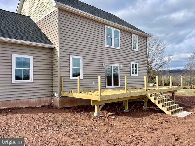 226 CEMETERY RD, Schwenksville, PA 19473