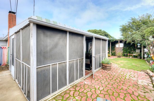 4456 N Dearing Avenue, Fresno, CA 93726