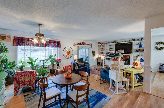 4456 N Dearing Avenue, Fresno, CA 93726