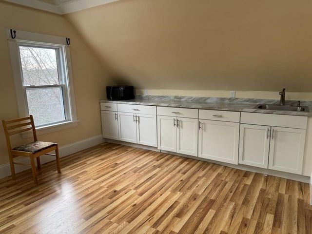 24 Cornell 2B, Boston, MA 02131