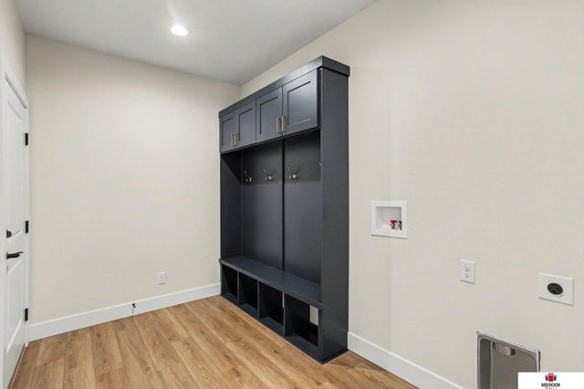 7315 isidore Drive, Lincoln, NE 68516