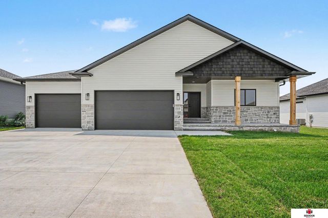 7315 isidore Drive, Lincoln, NE 68516