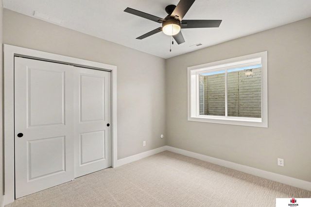 7315 isidore Drive, Lincoln, NE 68516