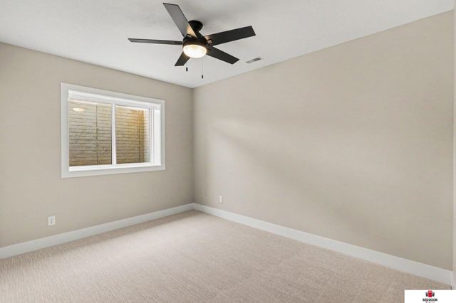 7315 isidore Drive, Lincoln, NE 68516