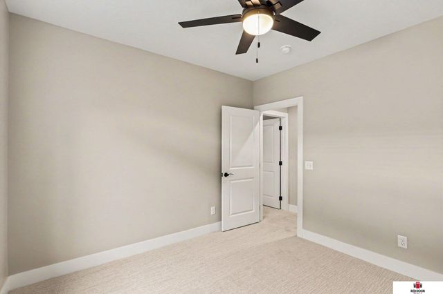 7315 isidore Drive, Lincoln, NE 68516