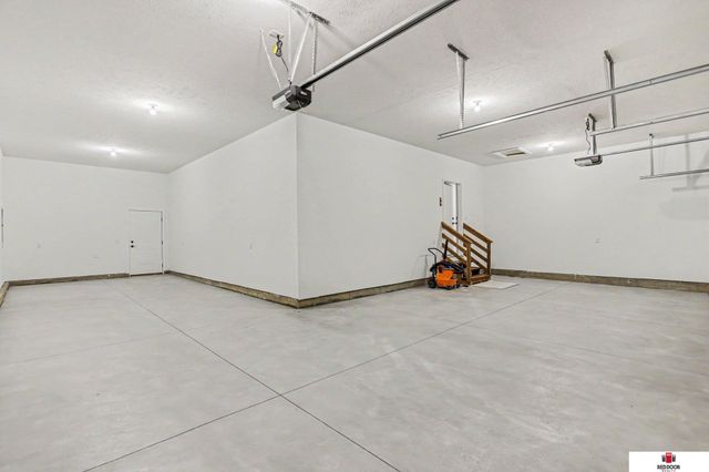 7315 isidore Drive, Lincoln, NE 68516