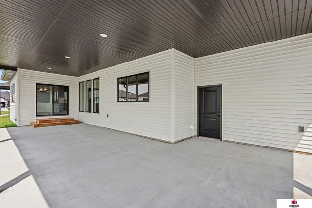 7315 isidore Drive, Lincoln, NE 68516