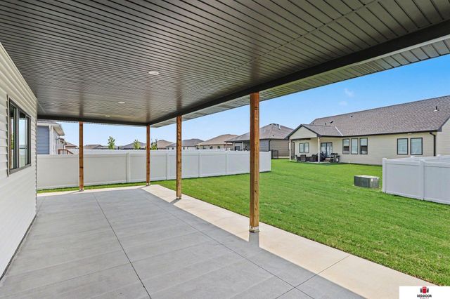 7315 isidore Drive, Lincoln, NE 68516