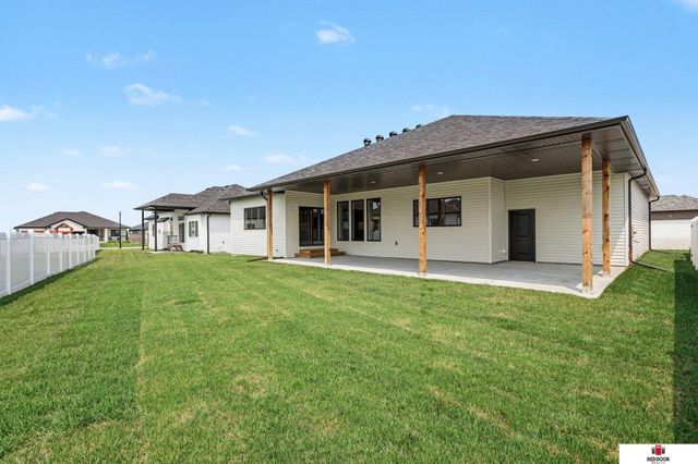 7315 isidore Drive, Lincoln, NE 68516
