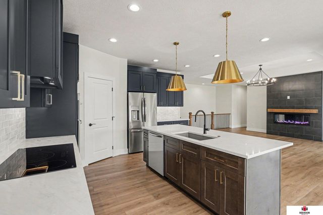 7315 isidore Drive, Lincoln, NE 68516