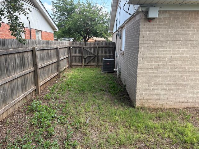 3025 57th Street, Lubbock, TX 79413