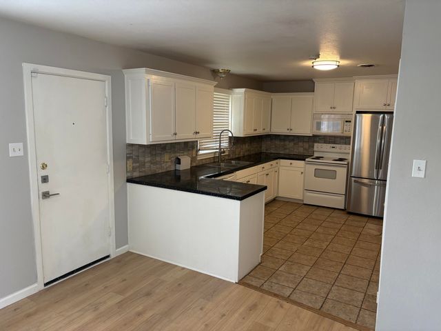 3025 57th Street, Lubbock, TX 79413