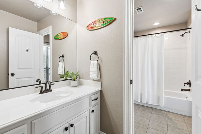 609 Walker Lane, Lucas, TX 75002