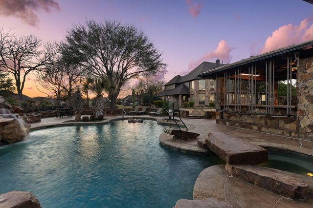 609 Walker Lane, Lucas, TX 75002