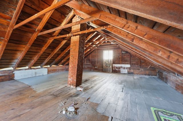 40 Hillside Ave, Warren, MA 01083