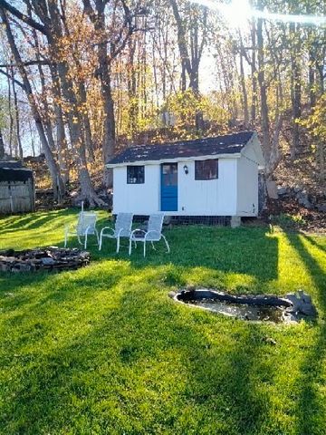 40 Hillside Ave, Warren, MA 01083