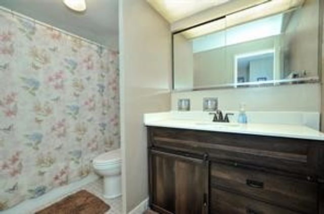 320 Fort Duquesne Blvd 8M, Downtown Pgh, PA 15222