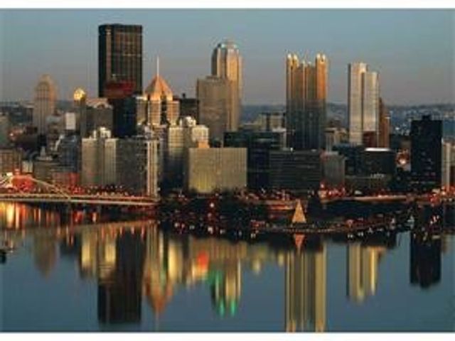 320 Fort Duquesne Blvd 8M, Downtown Pgh, PA 15222