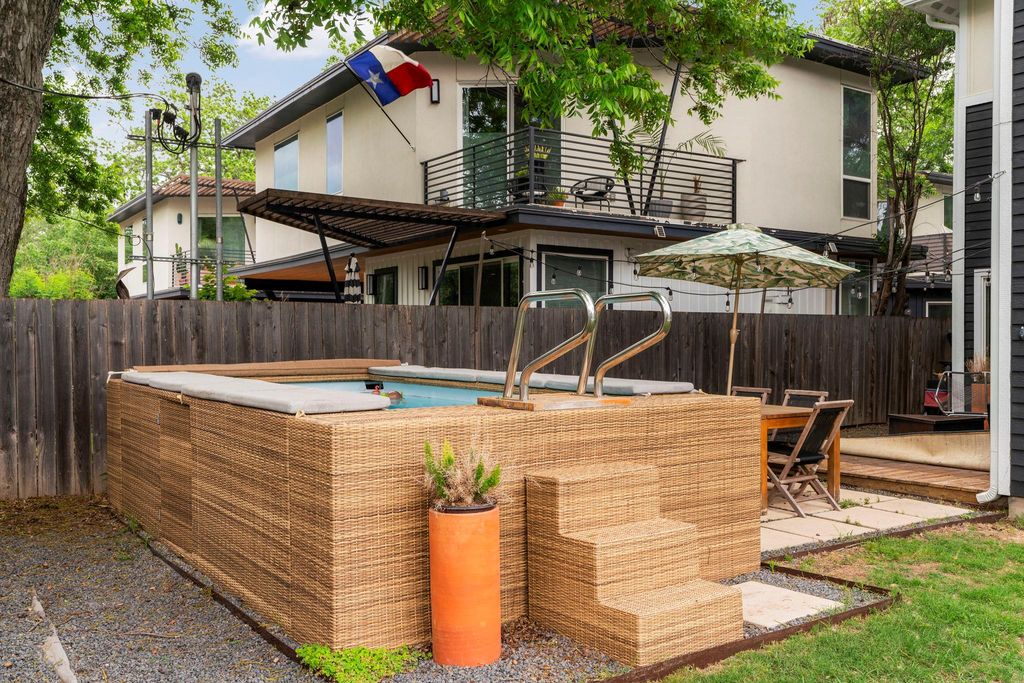 2912 Govalle Ave A, Austin, TX 78702