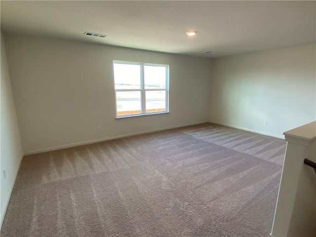 105 Brunswick LN, Jarrell, TX 76537