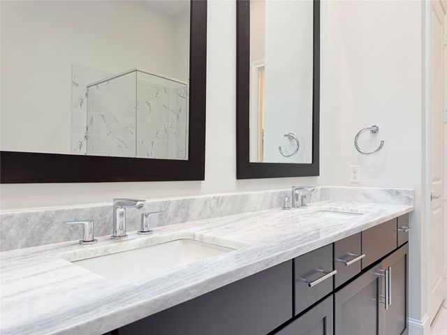 1440 N Avenue, Plano, TX 75074