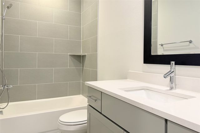 1440 N Avenue, Plano, TX 75074