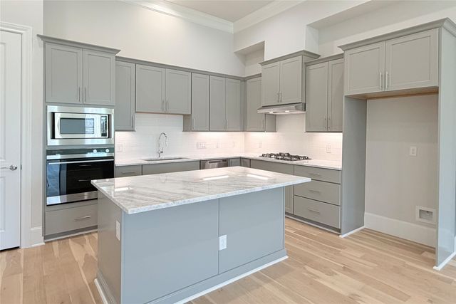 1440 N Avenue, Plano, TX 75074